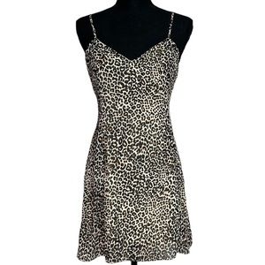 Urban Outfitters Leopard Print mini Dress Size Medium